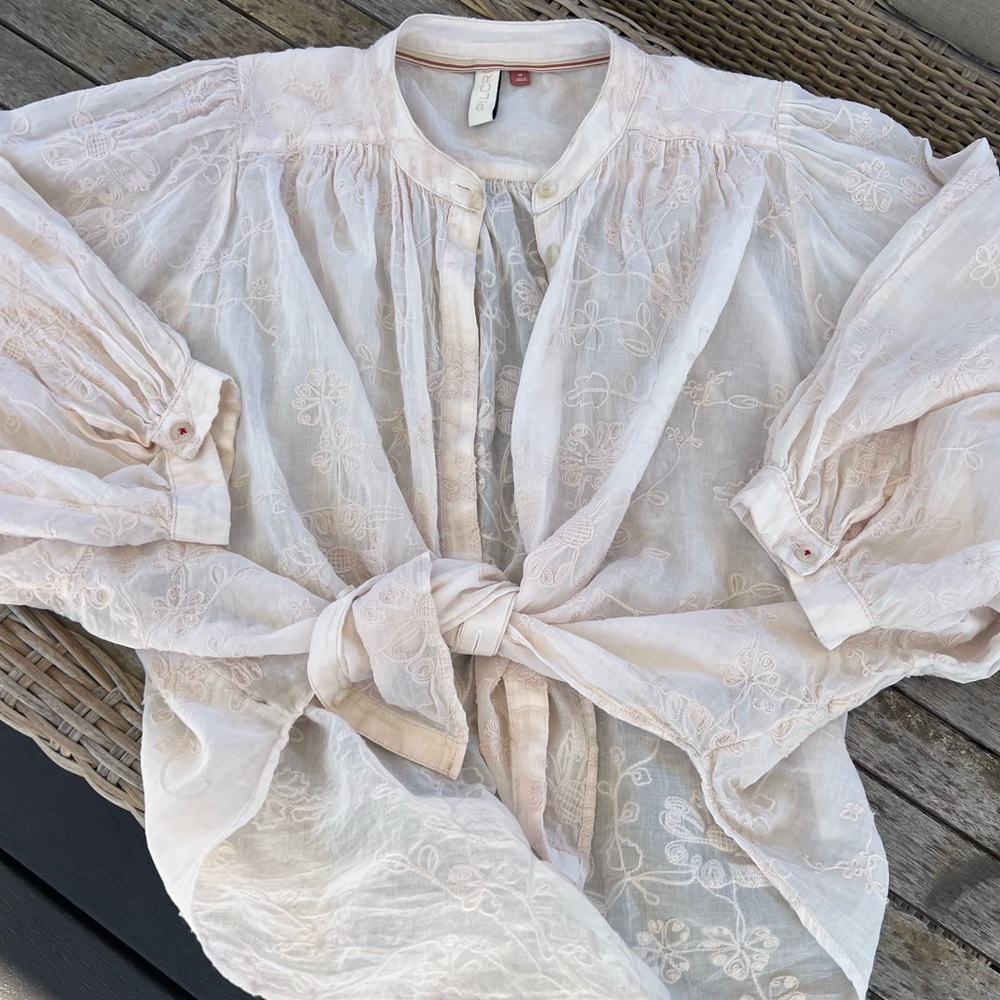 Boho sheer lace top Anthropologie XS, blush